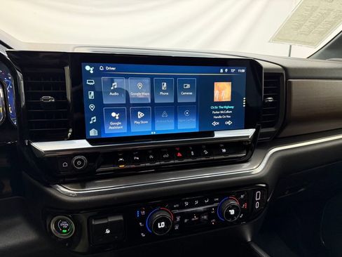 Used 2023 Chevrolet Silverado 1500 High Country w/ Z71 Off-Road Package image 13