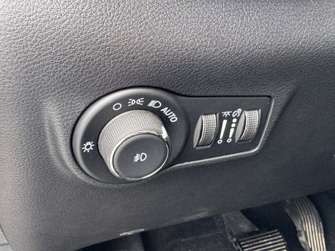Used 2024 Jeep Compass Trailhawk w/ Trailhawk Elite Group AWD/4WD image 37