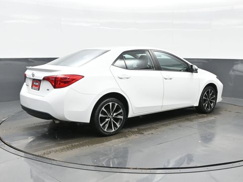Used 2019 Toyota Corolla SE image 6