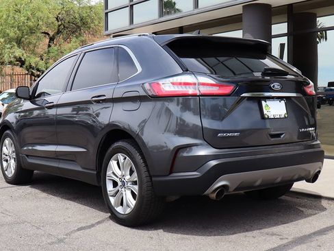 Used 2020 Ford Edge Titanium FWD image 9