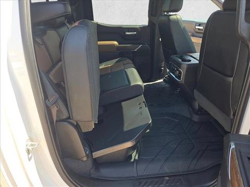 Used 2019 Chevrolet Silverado 1500 High Country w/ High Country Premium Package AWD/4WD image 21
