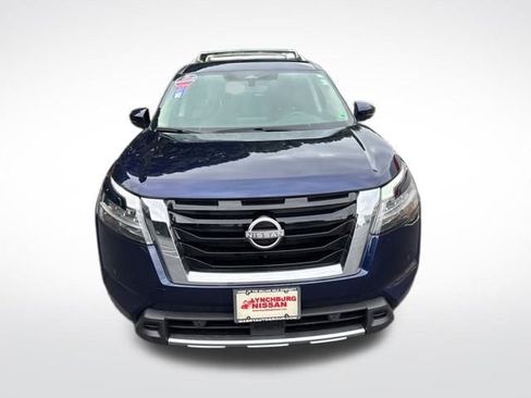 Used 2024 Nissan Pathfinder SL image 9