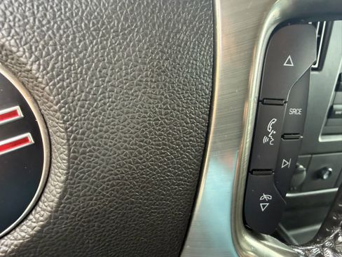 Used 2019 GMC Savana 2500 w/ Driver Convenience Package image 19