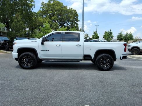 Used 2020 Chevrolet Silverado 2500 High Country w/ Z71 Off-Road Package AWD/4WD image 8