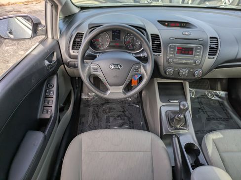 Used 2015 Kia Forte LX image 15