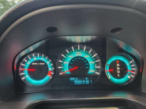 Used 2010 Ford Fusion SE FWD image 21