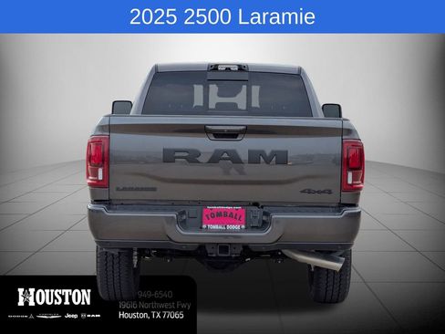 New 2025 RAM 2500 Laramie AWD/4WD image 4