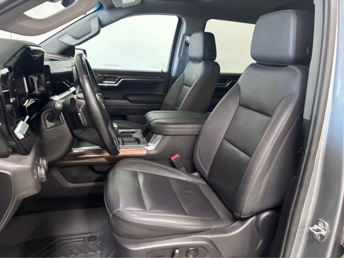 Used 2024 Chevrolet Silverado 1500 RST AWD/4WD image 13