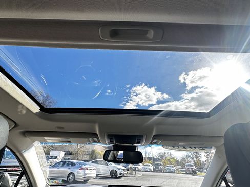 Used 2018 Lexus NX 300 AWD image 4