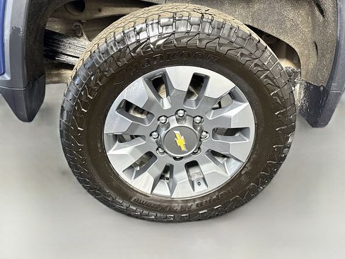 Used 2025 Chevrolet Silverado 2500 LT w/ All Star Edition image 32