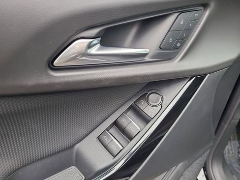New 2026 Chevrolet Equinox RS w/ Convenience Package III FWD image 15