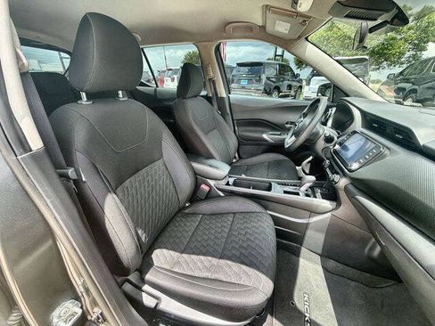 Used 2021 Nissan Kicks SV FWD image 27