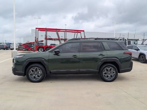 Used 2026 Subaru Outback Premium image 3