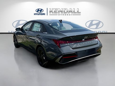 New 2026 Hyundai Elantra SEL Sport Premium FWD image 4