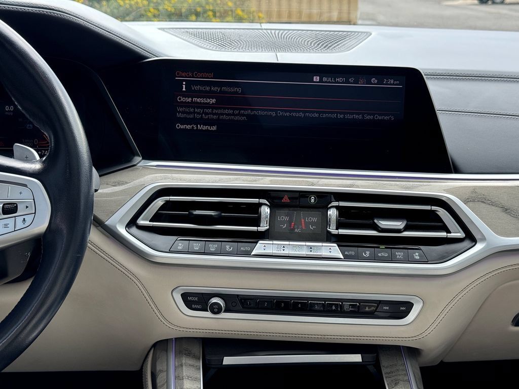 Used 2019 BMW X7 xDrive40i w/ Premium Package AWD/4WD image 28