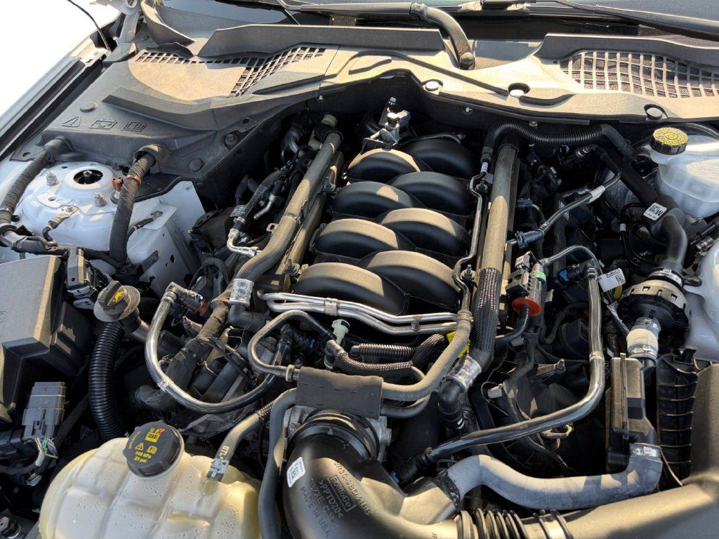 Used 2021 Ford Mustang GT Premium RWD image 31