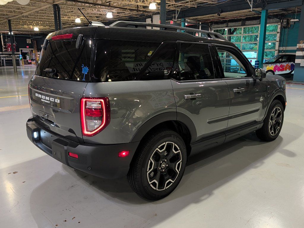 Used 2025 Ford Bronco Sport Outer Banks w/ Outer Banks Tech Package+ AWD/4WD image 13