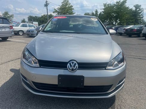 Used 2017 Volkswagen Golf Wolfsburg Edition image 3