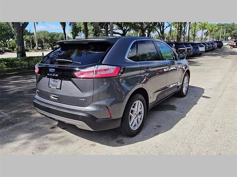 Used 2024 Ford Edge SEL image 30