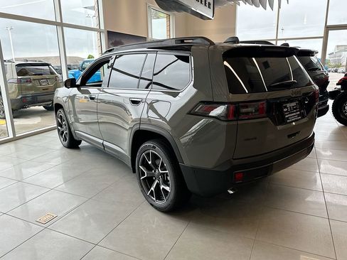 New 2026 Jeep Cherokee Overland w/ Advanced Pro Tech Group AWD/4WD image 4