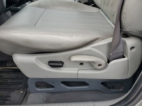 Used 2006 Jeep Liberty Limited image 11