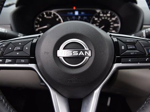 Certified 2025 Nissan Altima 2.5 SL image 21