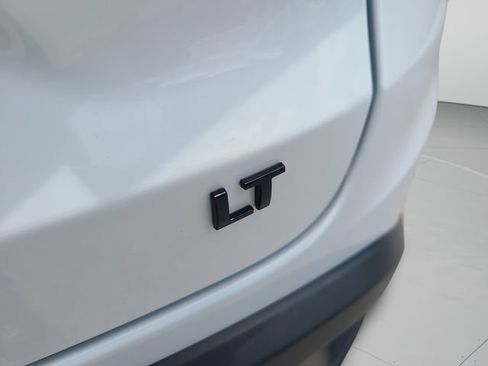New 2026 Chevrolet Trax LT w/ Midnight Edition FWD image 32