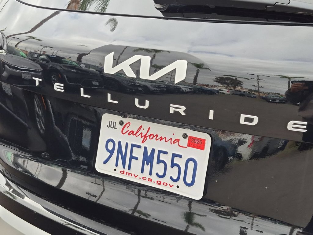Certified 2024 Kia Telluride SX Prestige AWD/4WD image 32