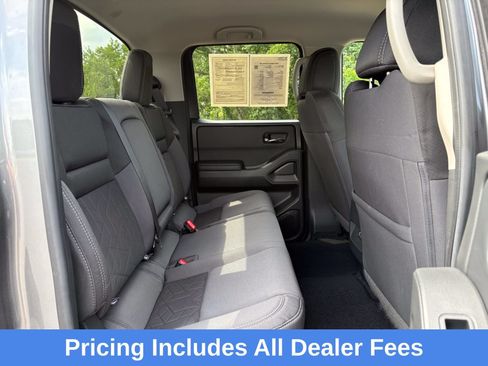 Used 2025 Nissan Frontier SV AWD/4WD image 29