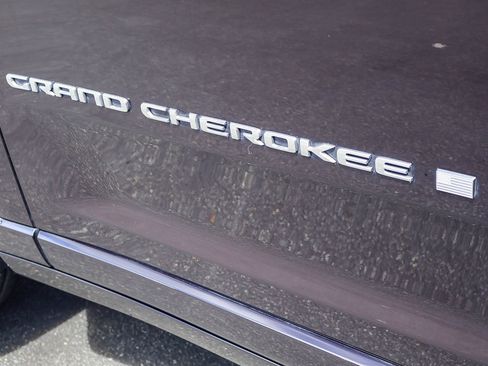 Used 2023 Jeep Grand Cherokee L Overland AWD/4WD image 27