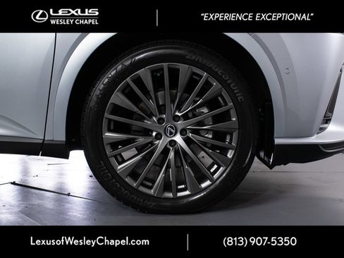 Used 2024 Lexus RX 350 FWD w/ Convenience Package image 3