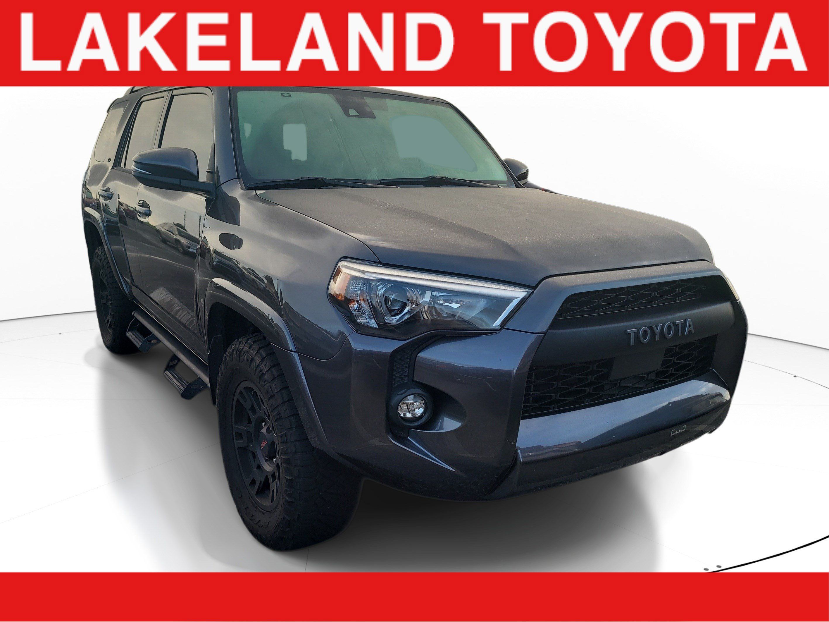 Used 2021 Toyota 4Runner SR5 Premium w/ Moonroof Package AWD/4WD image 1