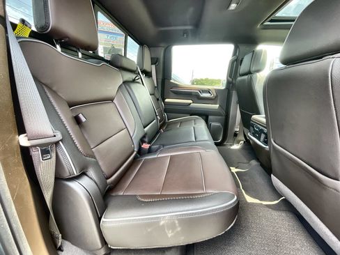 Used 2024 GMC Sierra 1500 Denali w/ Denali Reserve Package AWD/4WD image 28