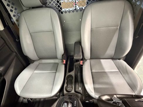 Used 2018 Ford Transit Connect XL image 16
