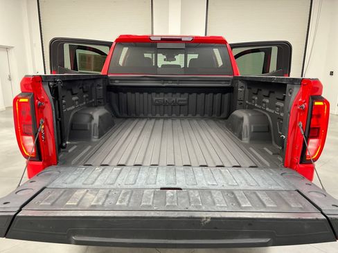 Used 2024 GMC Sierra 1500 Elevation w/ Elevation Premium Package AWD/4WD image 39