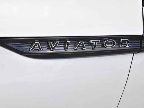 New 2026 Lincoln Aviator Black Label w/ Jet Appearance Package AWD/4WD image 42
