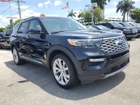 Used 2022 Ford Explorer Platinum w/ Equipment Group 601A image 23