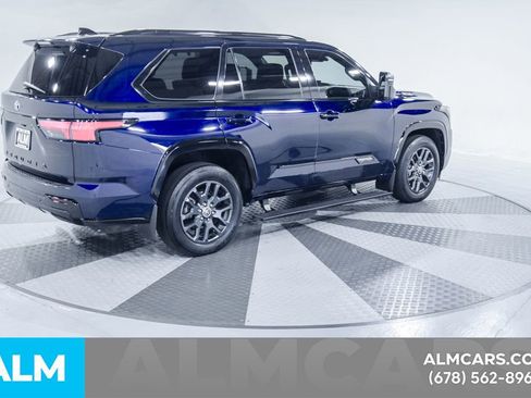 Used 2023 Toyota Sequoia Platinum image 11