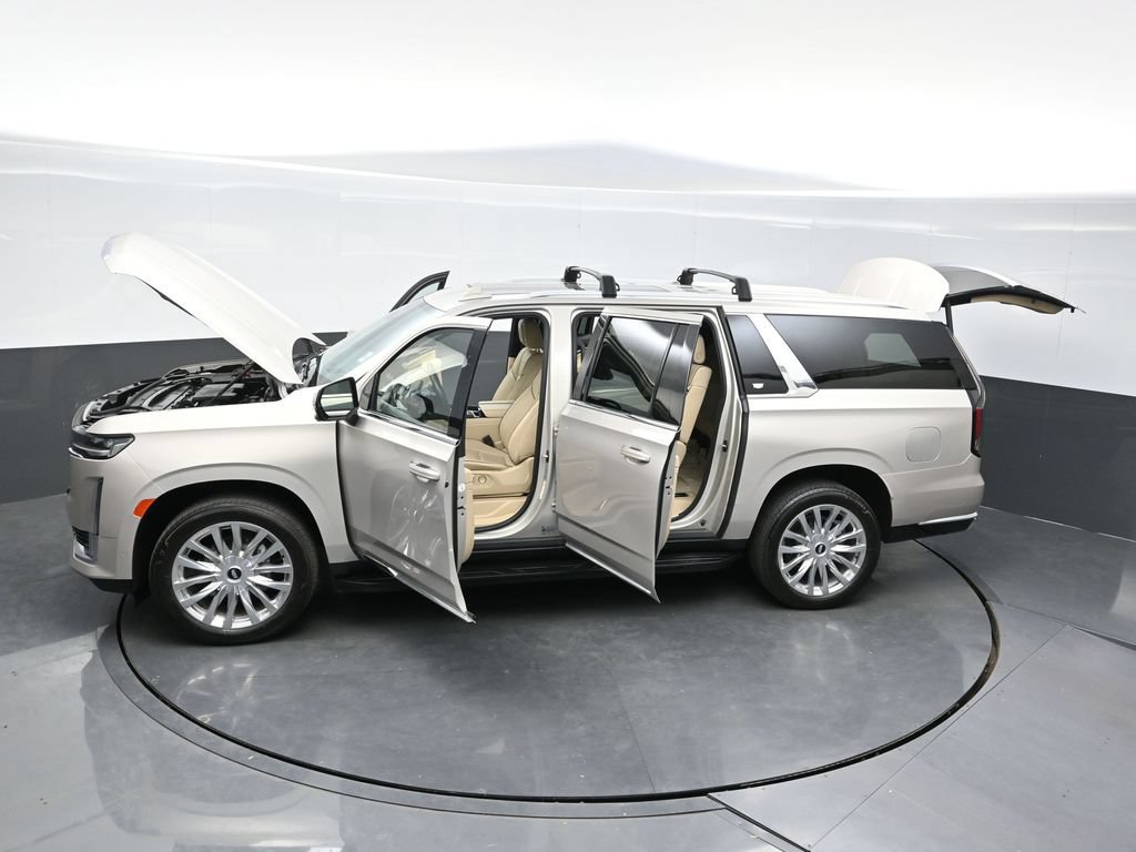 Certified 2024 Cadillac Escalade ESV Premium Luxury AWD/4WD image 42