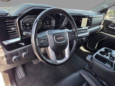 Used 2025 GMC Sierra 1500 SLT RWD image 11