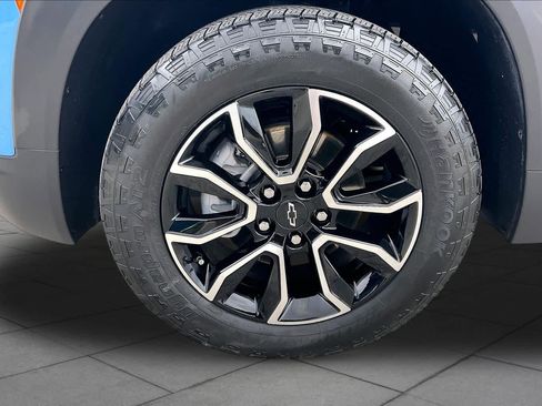 Used 2024 Chevrolet TrailBlazer ACTIV w/ Driver Confidence Package AWD/4WD image 11