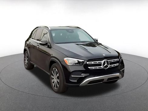 Used 2026 Mercedes-Benz GLE 350 4MATIC image 3