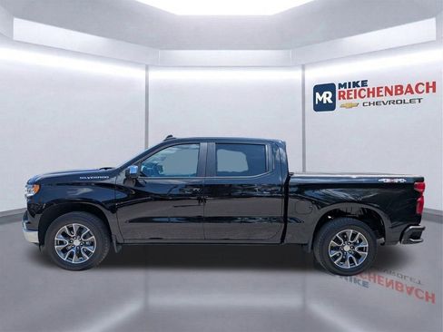 Used 2023 Chevrolet Silverado 1500 LT AWD/4WD image 7