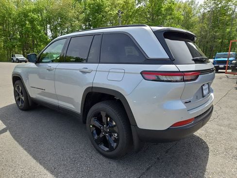 New 2026 Jeep Grand Cherokee Limited AWD/4WD image 6