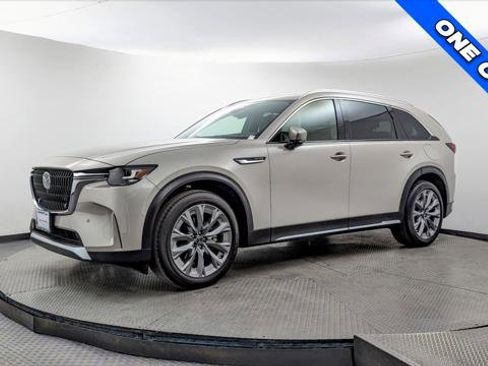 Used 2025 MAZDA CX-90 3.3 Turbo w/ Premium Plus Pkg image 2