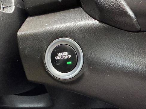 Used 2019 GMC Terrain Denali w/ Advanced Safety Package image 24