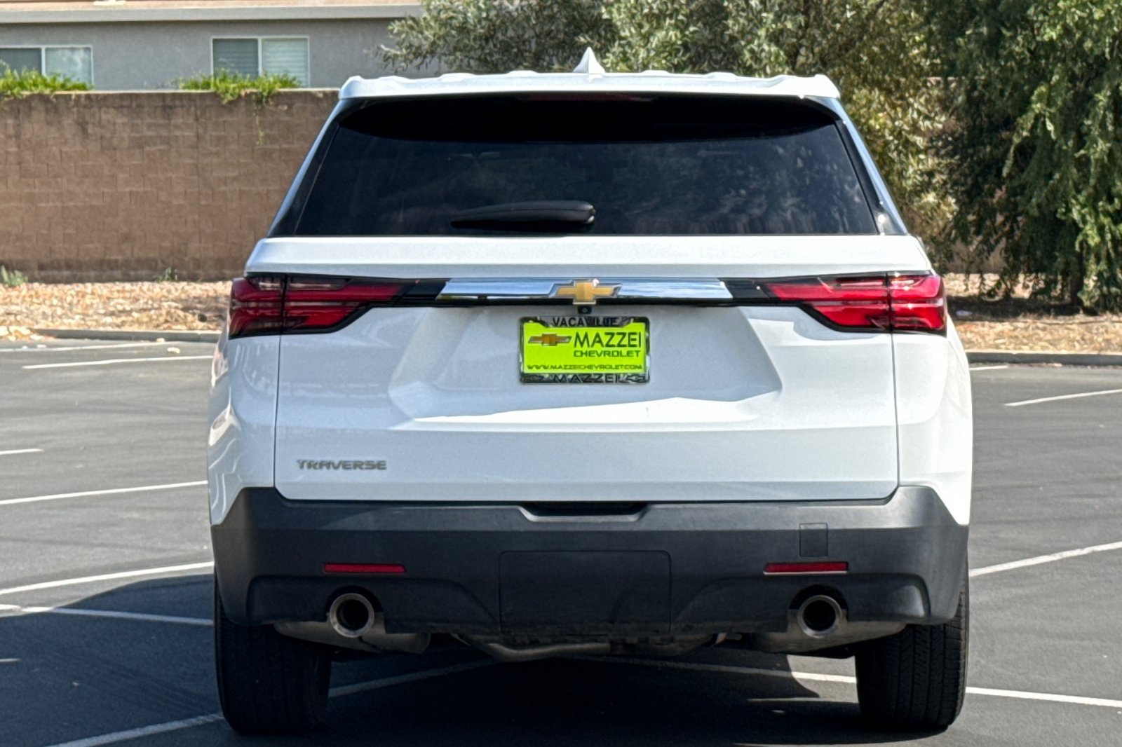 Used 2023 Chevrolet Traverse LS FWD image 12
