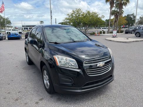 Used 2016 Chevrolet Trax LS image 1