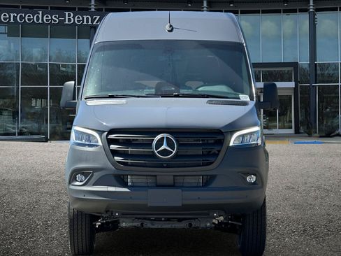 New 2026 Mercedes-Benz Sprinter 2500 image 9
