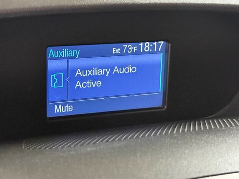 Used 2015 Ford Transit 350 XLT image 54